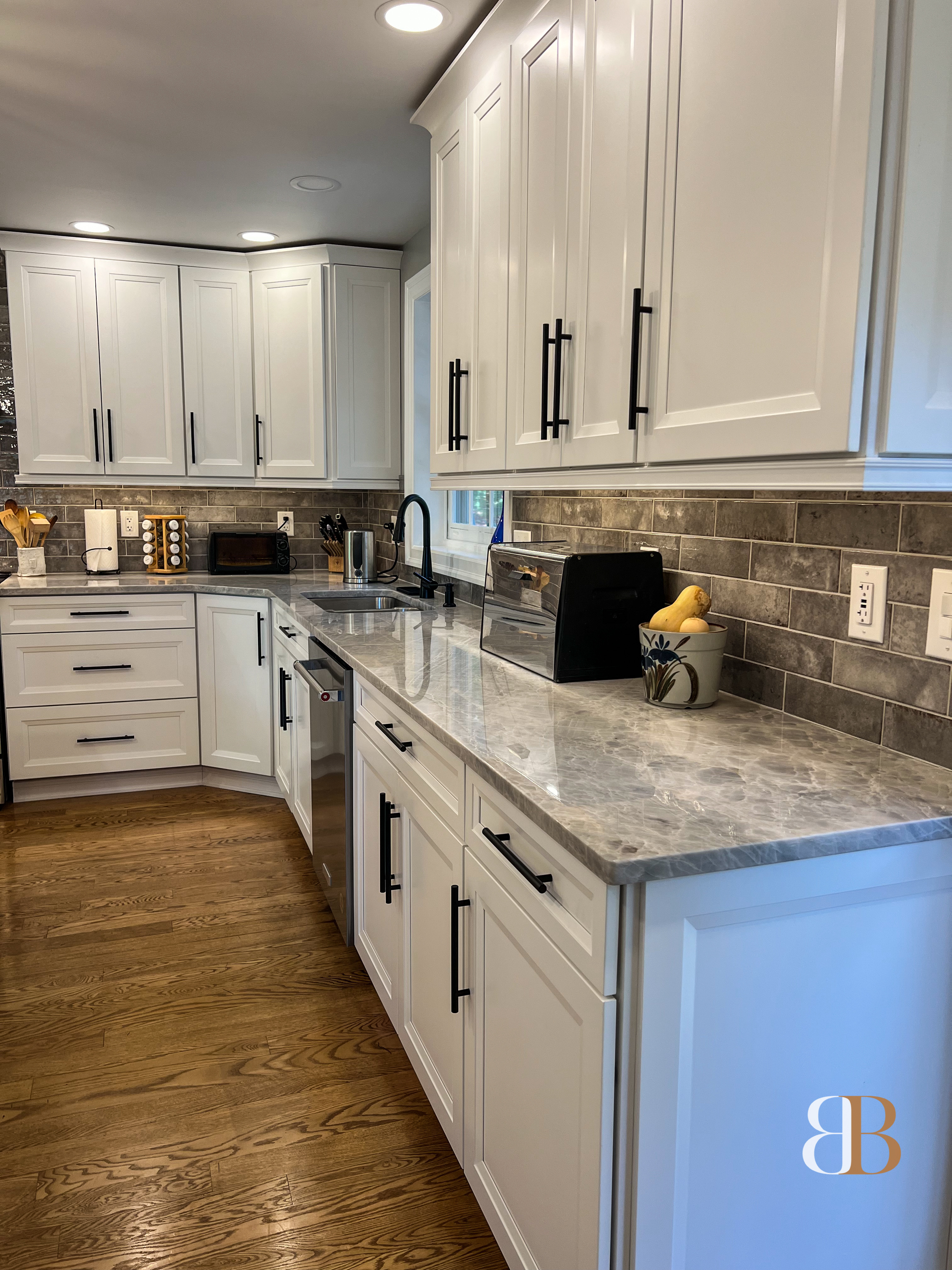 Classic kitchen remodel in Blue Bell by B&B Associates Creations — photo 7